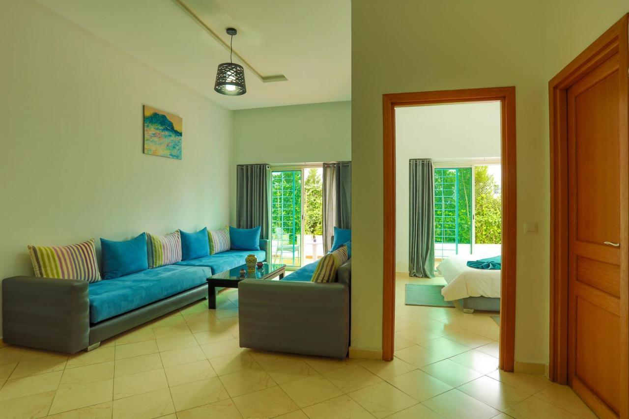 Résidence Hôtelière Riviera Beach Cabo Negro Esterno foto